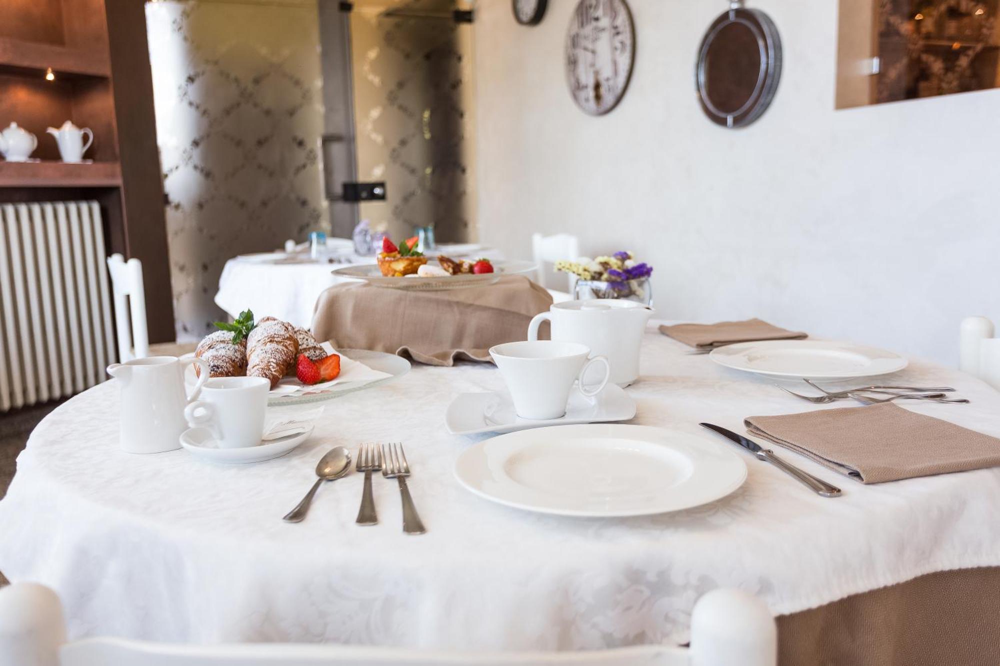 Sullivan Ristorante Hotel Ponte San Marco 外观 照片